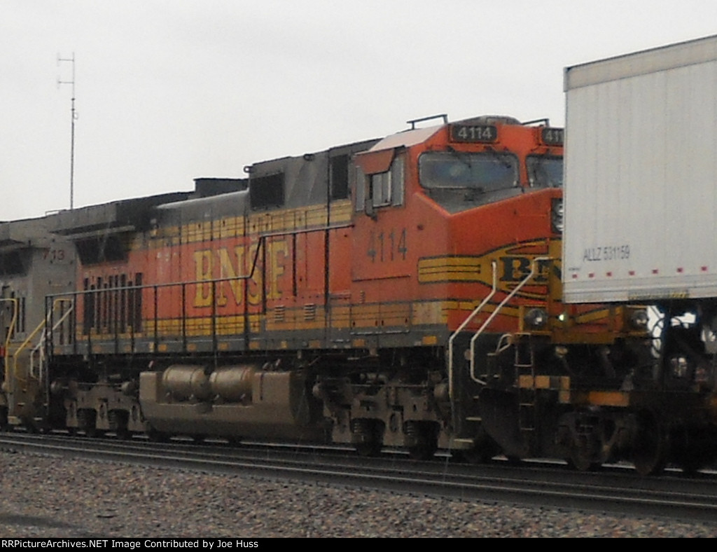 BNSF 4114